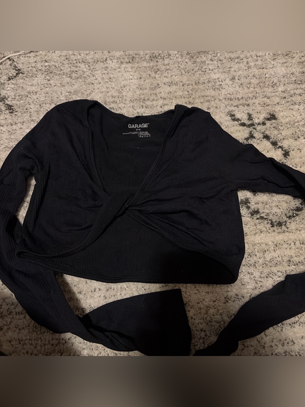 Garage Black Long-Sleeve Twist Crop